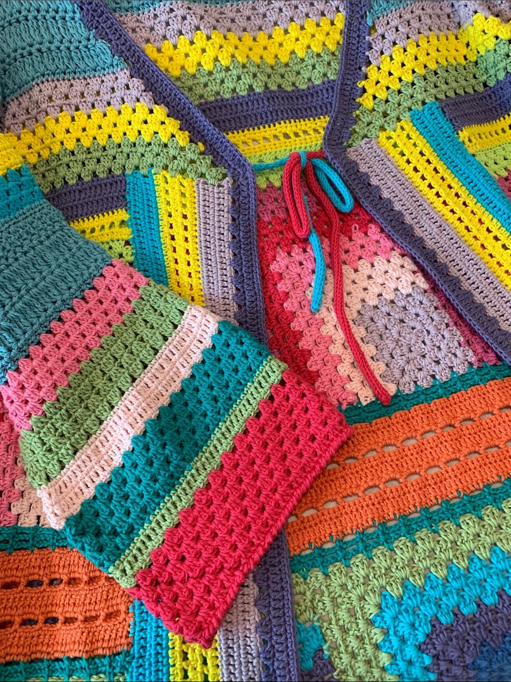 100%Cotton Granny square rainbow 🌈🦋🌺patchwork Open Cardigan Sweater - Vibrant . - Picture 4 of 17